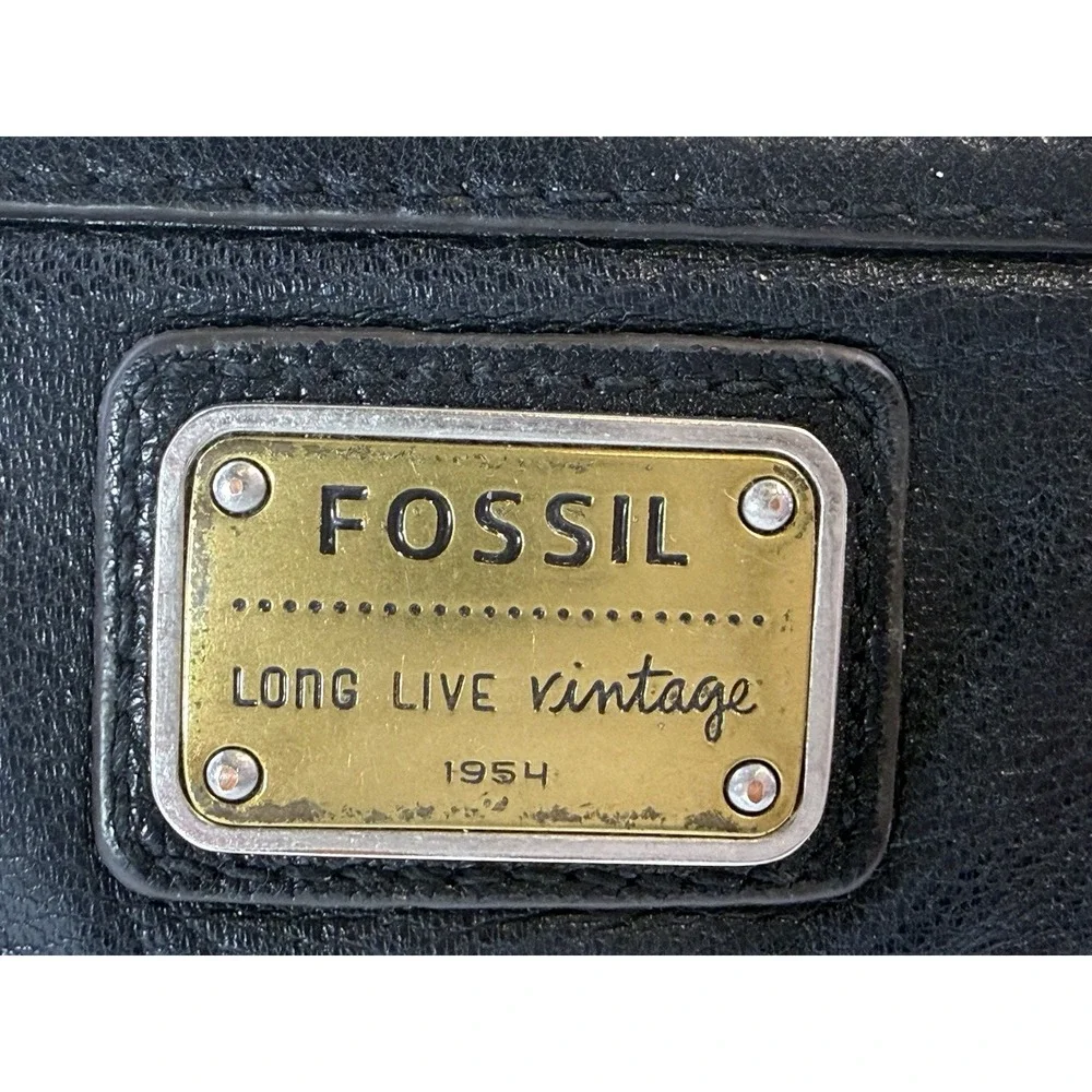 Fossil Long Live Vintage 1954 Emory Black Leather Lambskin Clutch Wallet Bifold